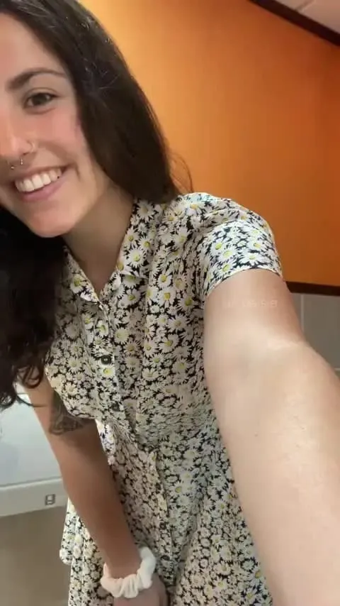 Elisa, 23 anni — incontri sesso a Torino