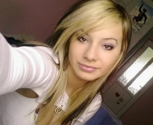 Dina, 24 anni — incontri sesso a Terni