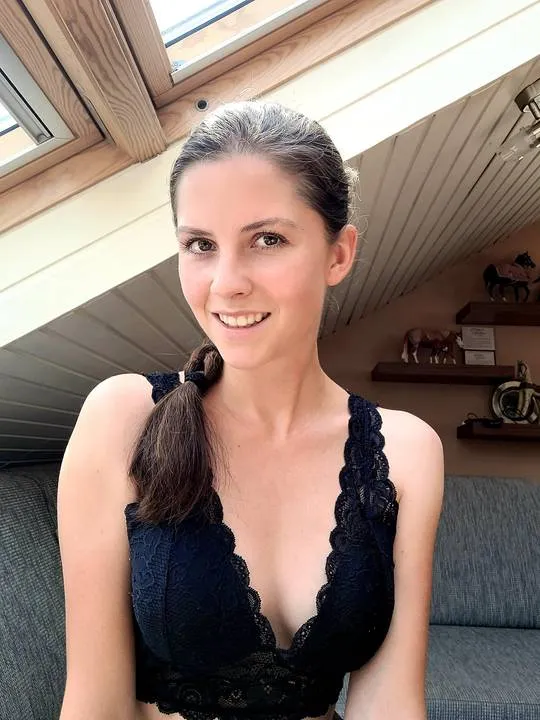 Laura, 26 anni — incontri sesso a Roma