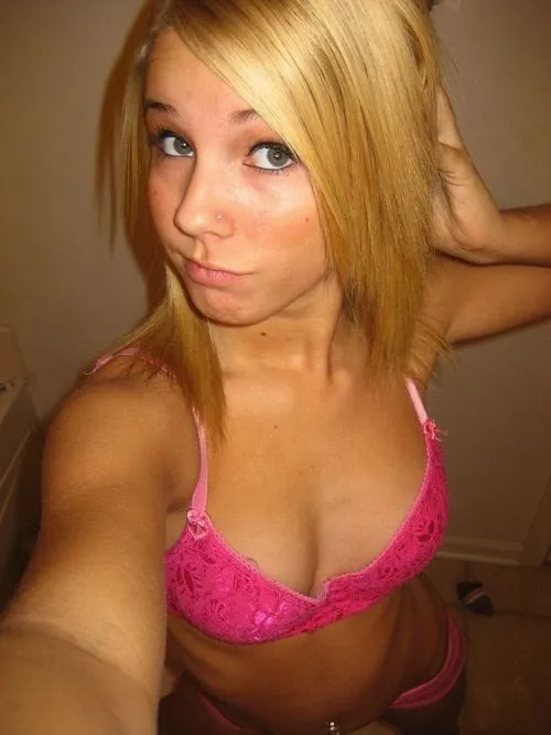 Adriana, 35 anni — incontri sesso a Pozzo Strada