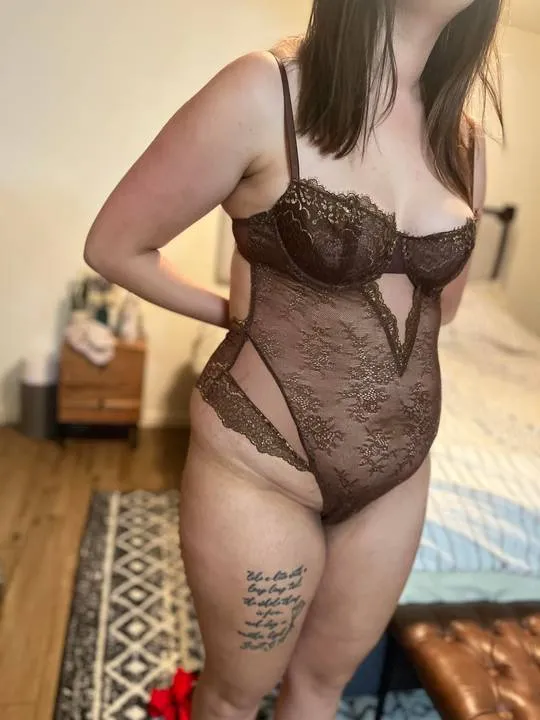 Cecilia, 23 anni — incontri sesso a Napoli