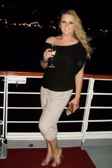 Fabiola, 28 anni — incontri sesso a Civitavecchia
