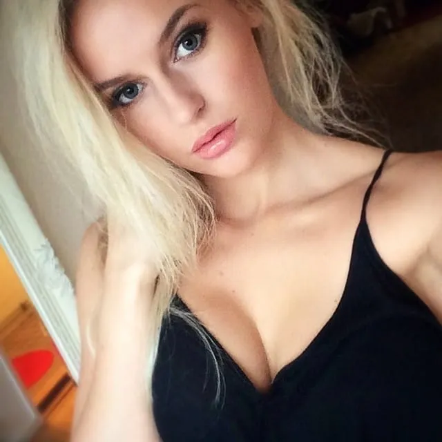 Adele, 23 anni — incontri sesso a Castelvetrano