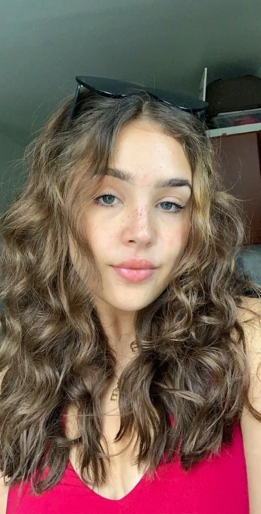Selene, 20 anni — incontri sesso a Foggia